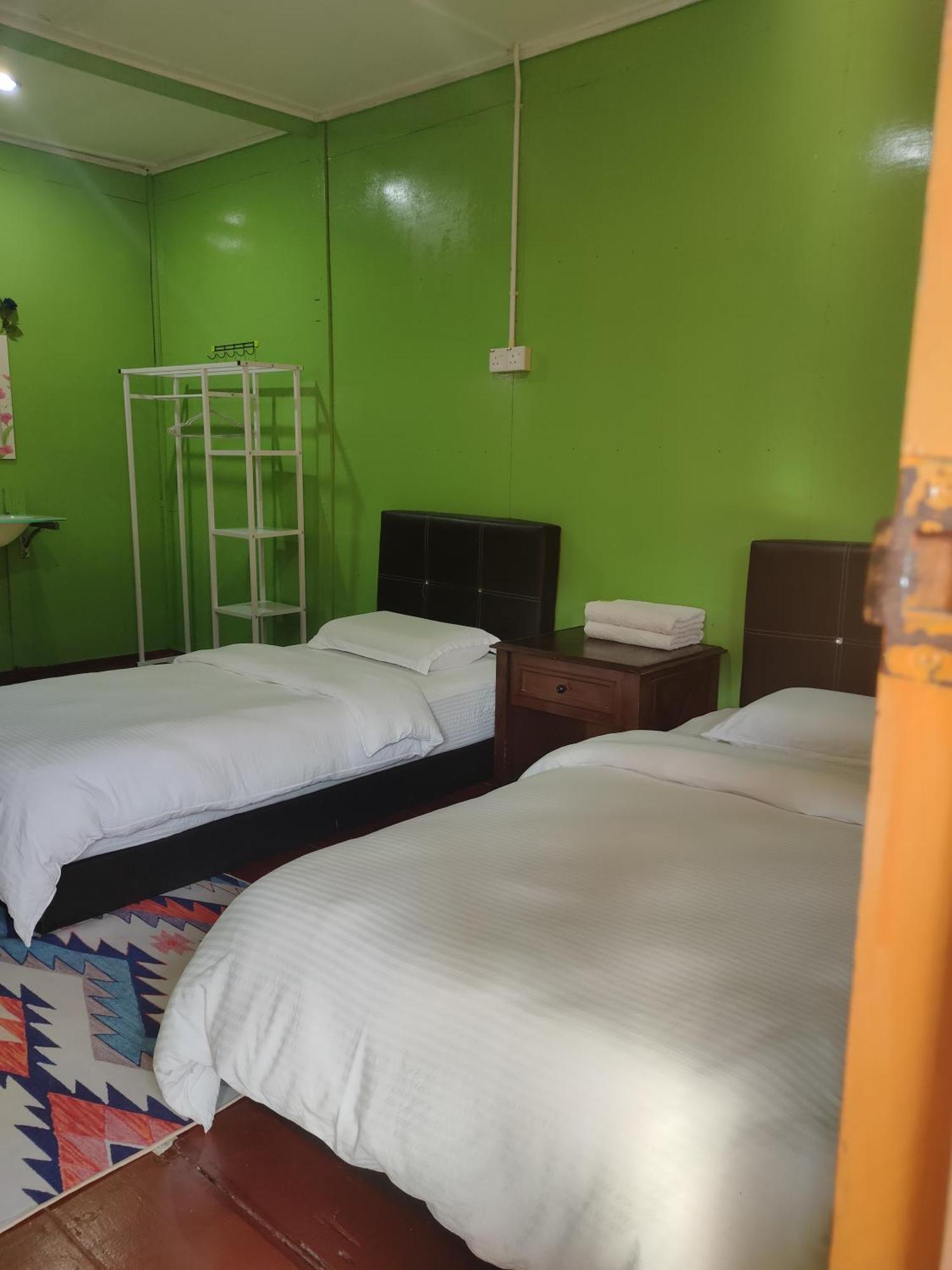 Taman Negara Rainbow Guest House Kuala Tahan Ngoại thất bức ảnh