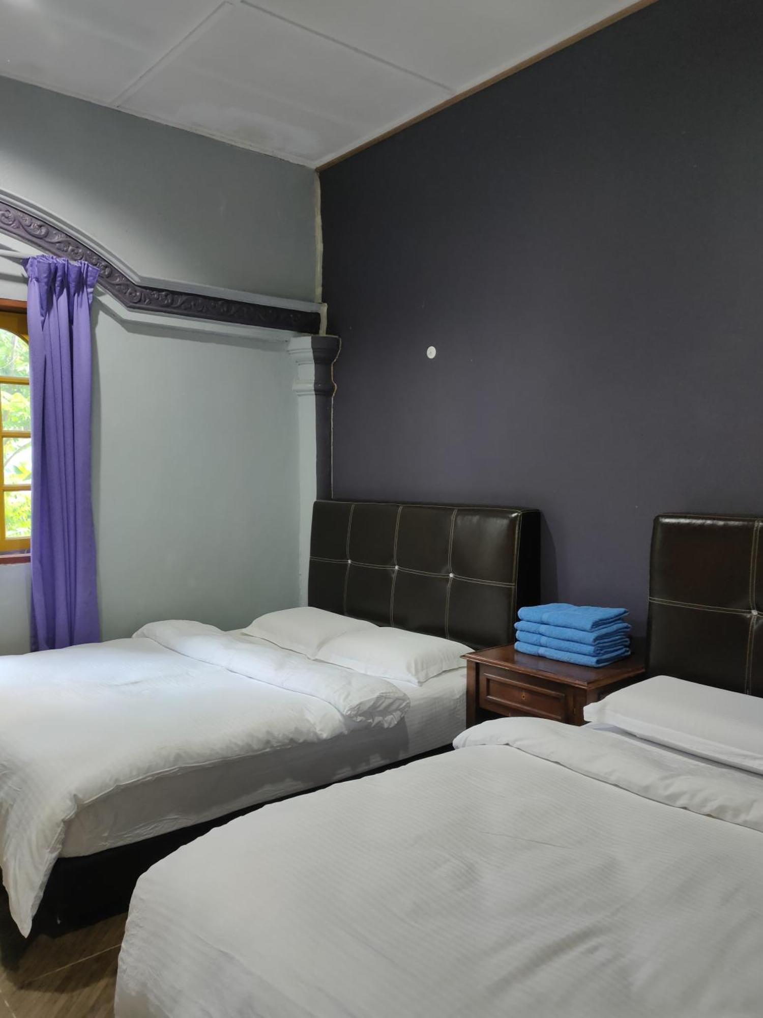 Taman Negara Rainbow Guest House Kuala Tahan Ngoại thất bức ảnh