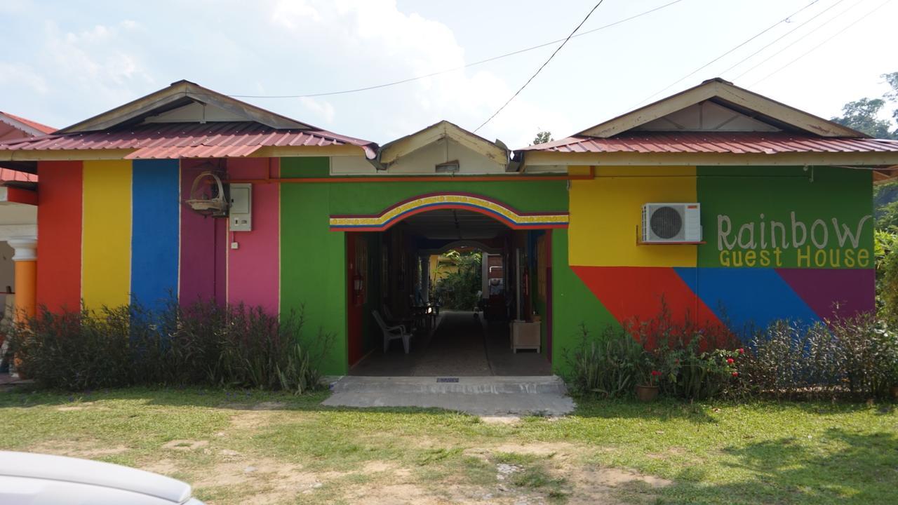 Taman Negara Rainbow Guest House Kuala Tahan Ngoại thất bức ảnh